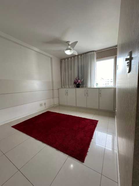 Cobertura à venda com 3 quartos, 213m² - Foto 13