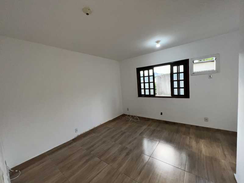 Casa de Condomínio à venda com 2 quartos, 68m² - Foto 18