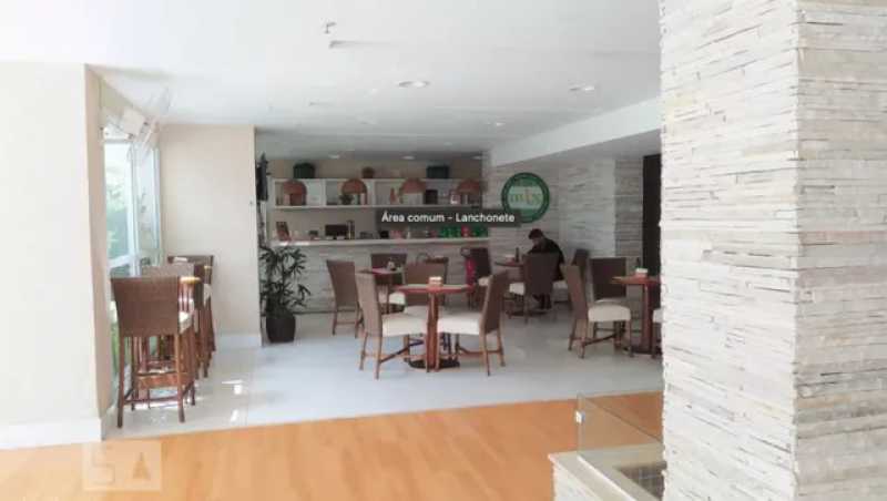 Apartamento à venda com 2 quartos, 79m² - Foto 4