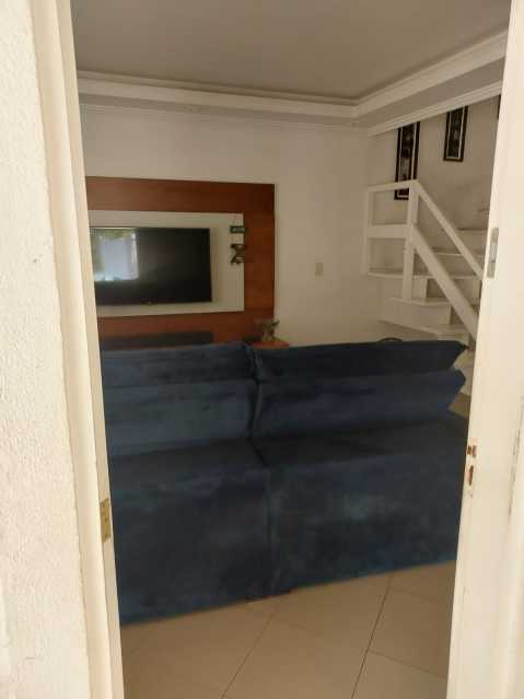 Casa de Condomínio à venda com 3 quartos, 151m² - Foto 2