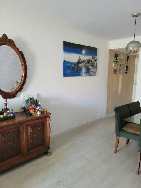 Apartamento à venda com 2 quartos, 77m² - Foto 6