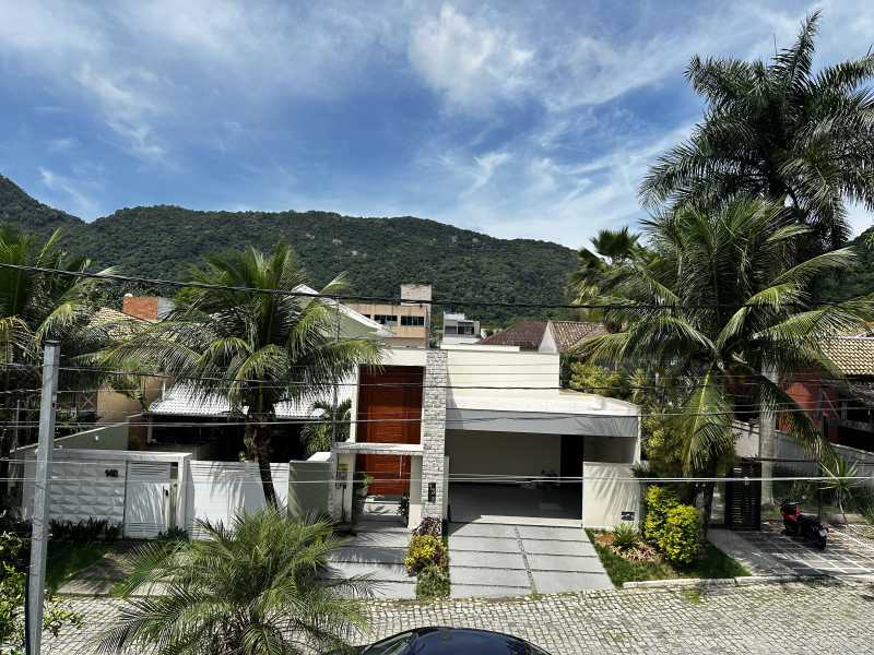 Casa de Condomínio à venda com 3 quartos, 270m² - Foto 4