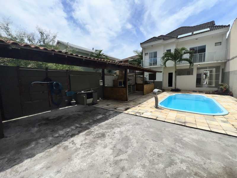 Casa de Condomínio à venda com 3 quartos, 290m² - Foto 14