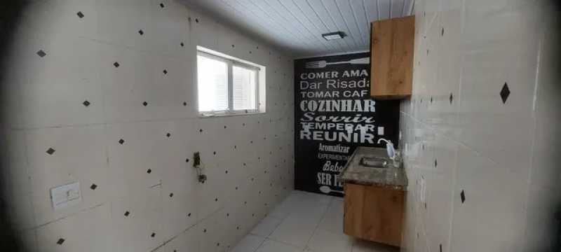 Casa de Condomínio à venda com 5 quartos, 170m² - Foto 3