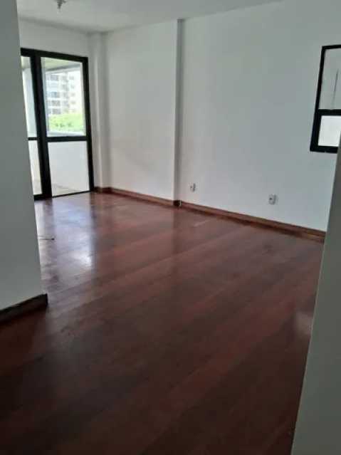 Apartamento à venda com 2 quartos, 90m² - Foto 1