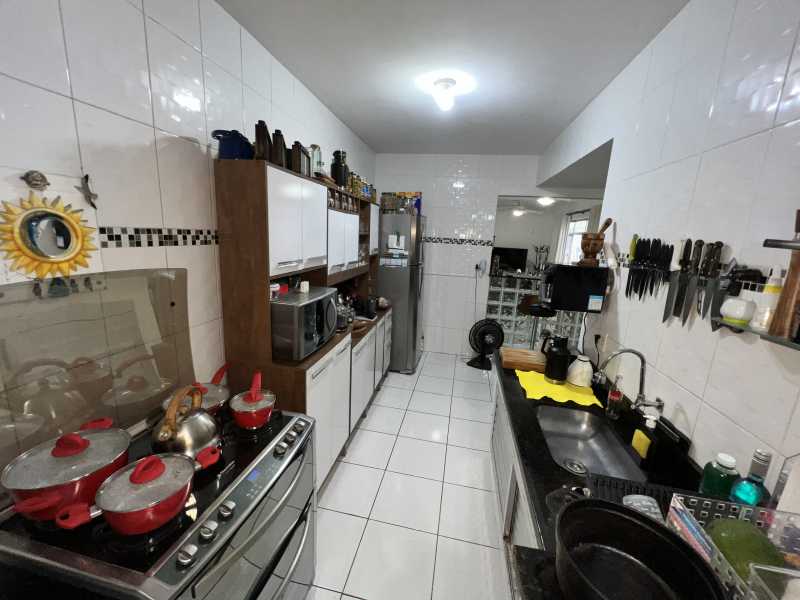 Apartamento à venda com 2 quartos, 78m² - Foto 12