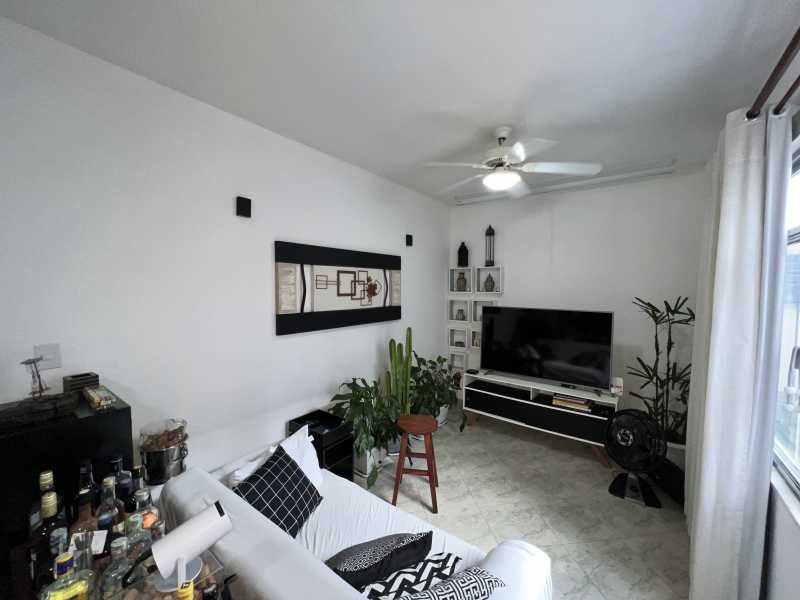 Apartamento à venda com 2 quartos, 78m² - Foto 1