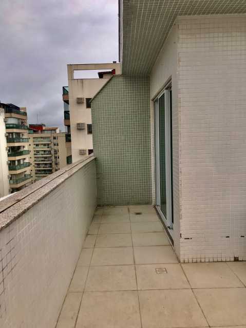 Cobertura para alugar com 2 quartos, 136m² - Foto 18