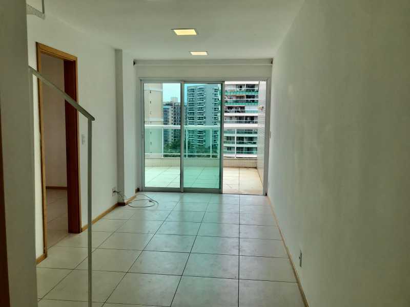 Cobertura para alugar com 2 quartos, 136m² - Foto 8