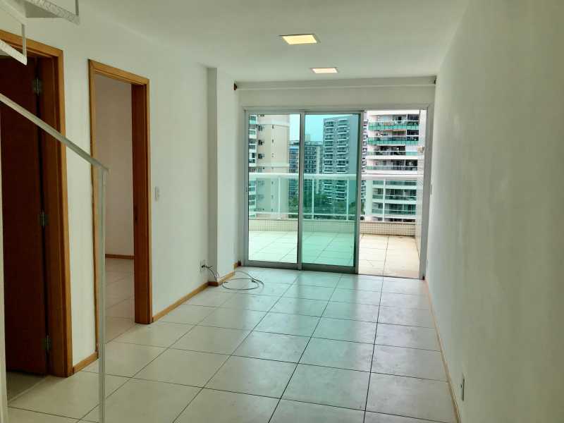 Cobertura para alugar com 2 quartos, 136m² - Foto 1