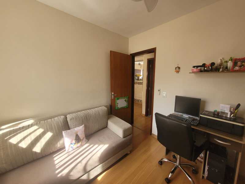 Apartamento à venda com 2 quartos, 62m² - Foto 12