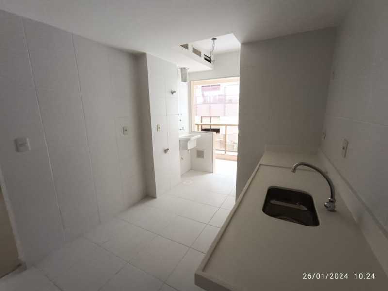 Apartamento à venda com 2 quartos, 65m² - Foto 14