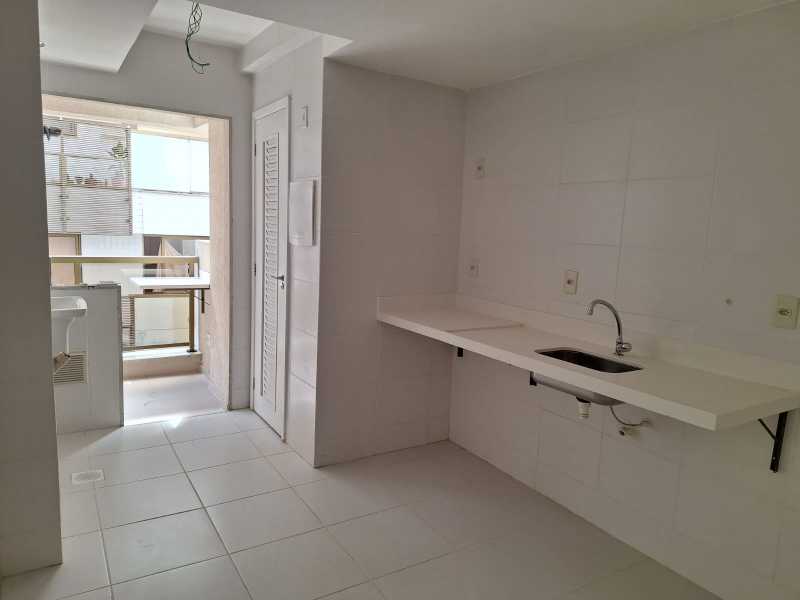 Apartamento à venda com 2 quartos, 65m² - Foto 13