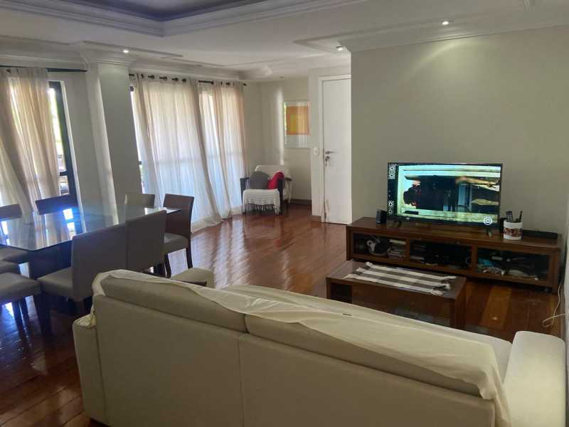 Apartamento à venda com 3 quartos, 170m² - Foto 3