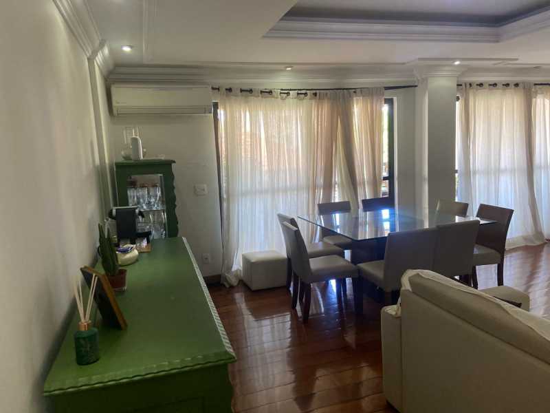 Apartamento à venda com 3 quartos, 170m² - Foto 4