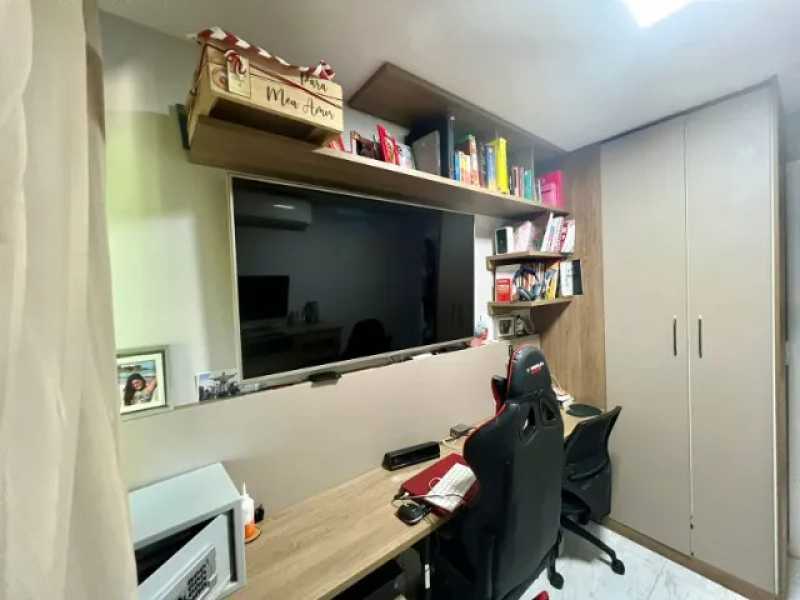 Apartamento à venda com 3 quartos, 90m² - Foto 15