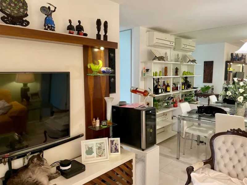 Apartamento à venda com 3 quartos, 90m² - Foto 4