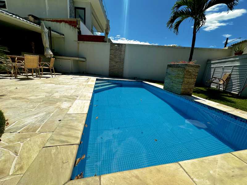 Casa de Condomínio à venda com 4 quartos, 342m² - Foto 8