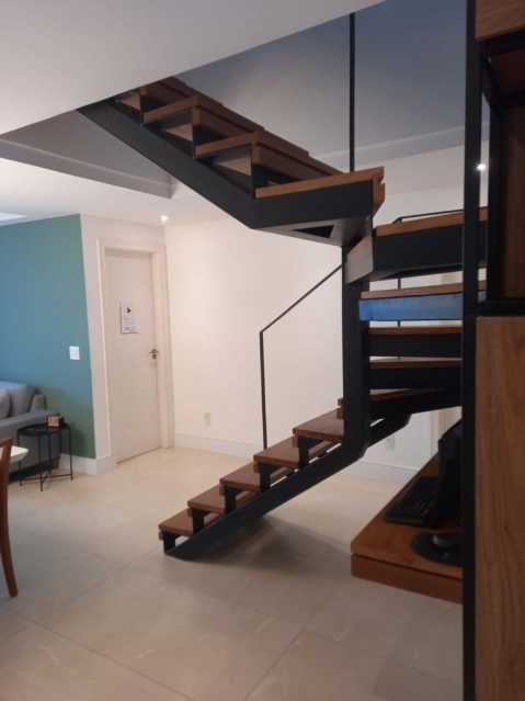 Cobertura à venda com 3 quartos, 215m² - Foto 9