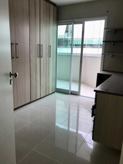 Apartamento à venda com 3 quartos, 110m² - Foto 13