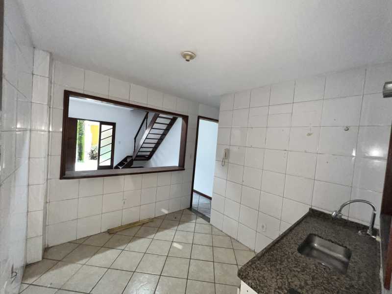 Casa de Condomínio à venda com 4 quartos, 120m² - Foto 8