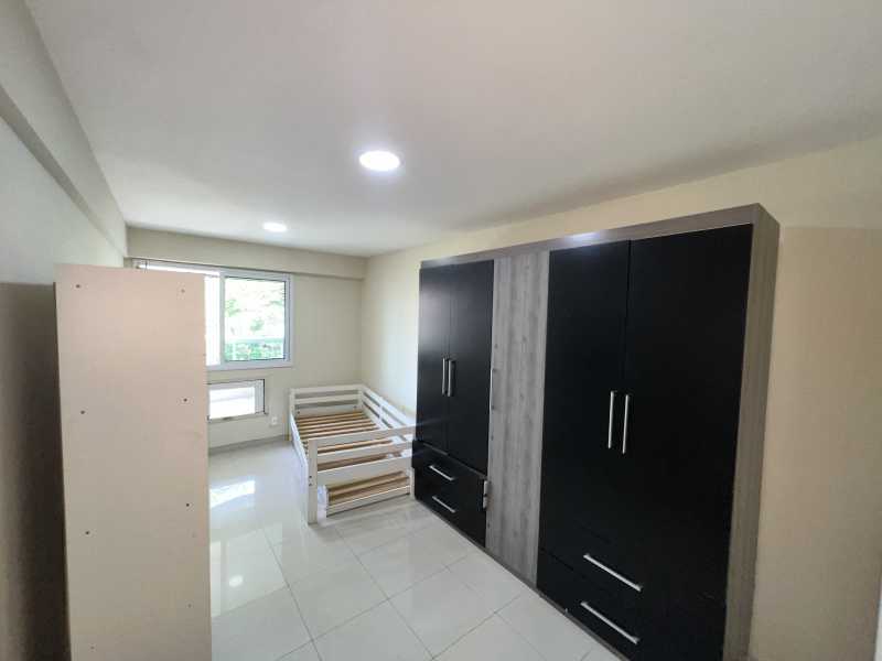 Apartamento à venda com 3 quartos, 100m² - Foto 14