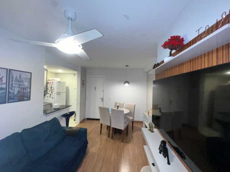 Apartamento à venda com 3 quartos, 67m² - Foto 3