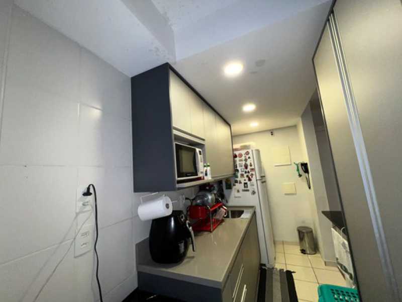 Apartamento à venda com 3 quartos, 67m² - Foto 9