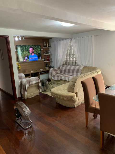 Casa de Condomínio à venda com 4 quartos, 400m² - Foto 7