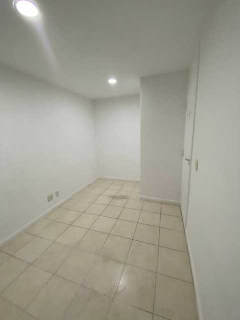 Apartamento à venda com 2 quartos, 53m² - Foto 11