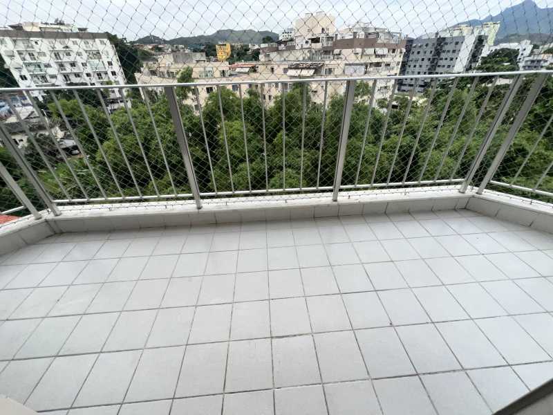 Apartamento à venda com 2 quartos, 71m² - Foto 18