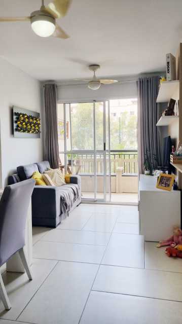 Apartamento à venda com 3 quartos, 69m² - Foto 1