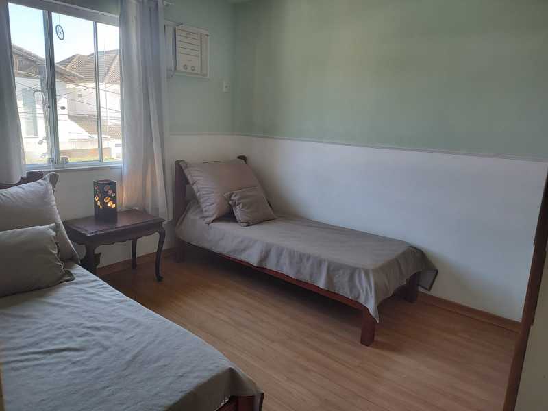 Casa de Condomínio à venda com 4 quartos, 200m² - Foto 11