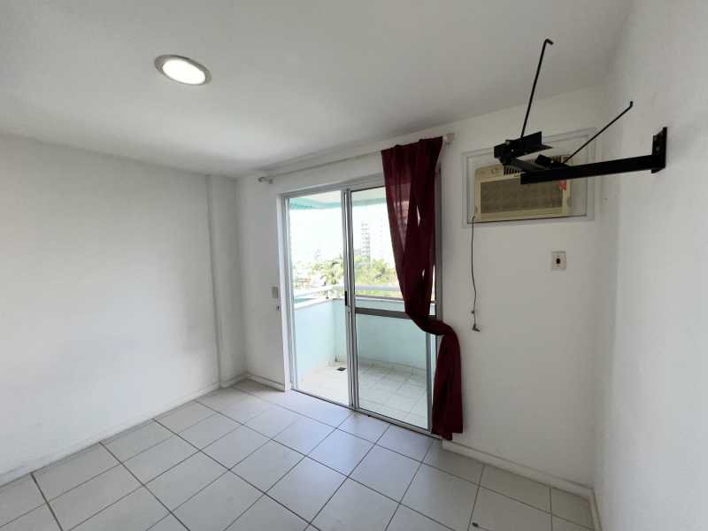 Apartamento à venda com 2 quartos, 77m² - Foto 9