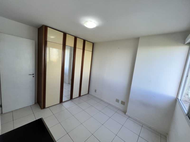 Apartamento à venda com 2 quartos, 77m² - Foto 12