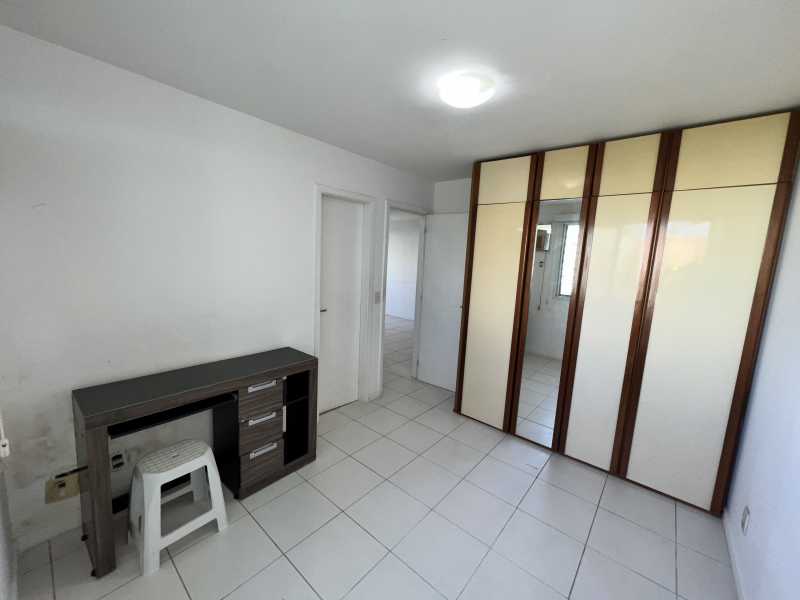 Apartamento à venda com 2 quartos, 77m² - Foto 13