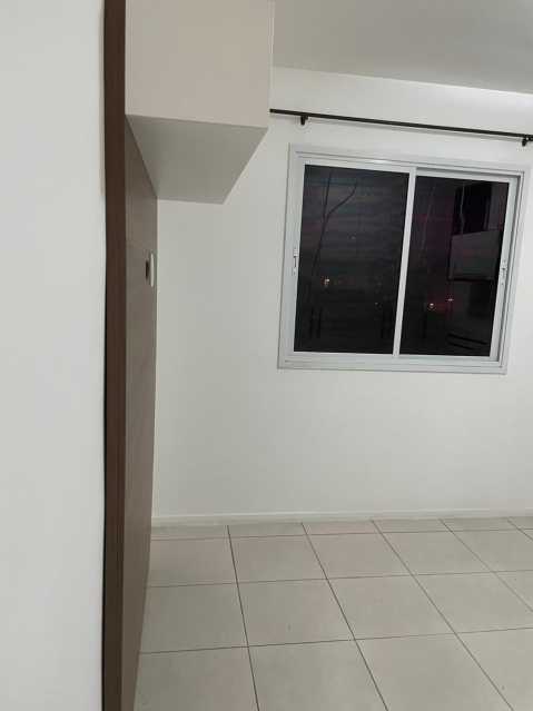 Apartamento à venda com 2 quartos, 60m² - Foto 11