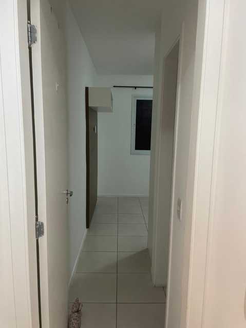 Apartamento à venda com 2 quartos, 60m² - Foto 9