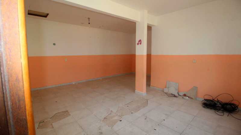 Casa para alugar com 3 quartos, 630m² - Foto 22