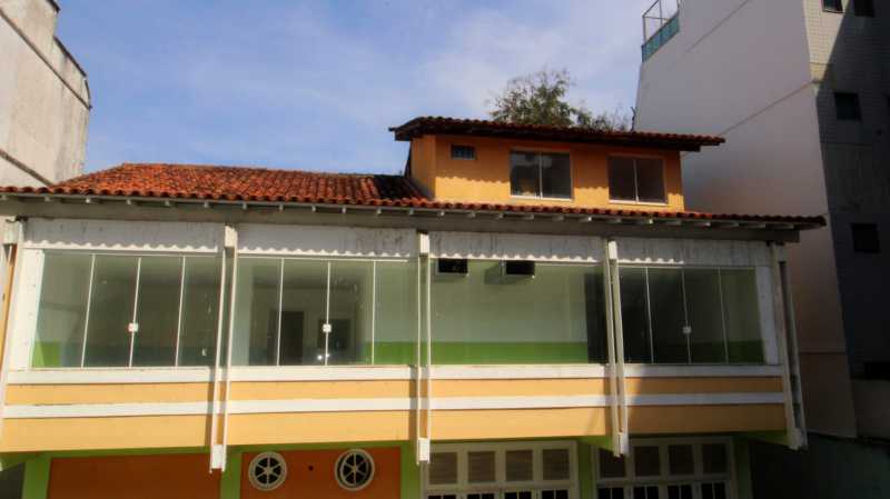 Casa para alugar com 3 quartos, 630m² - Foto 19