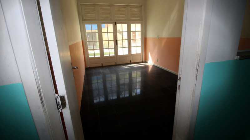 Casa para alugar com 3 quartos, 630m² - Foto 24