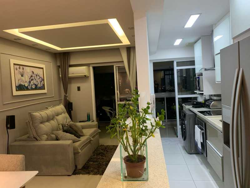 Apartamento à venda com 3 quartos, 74m² - Foto 4