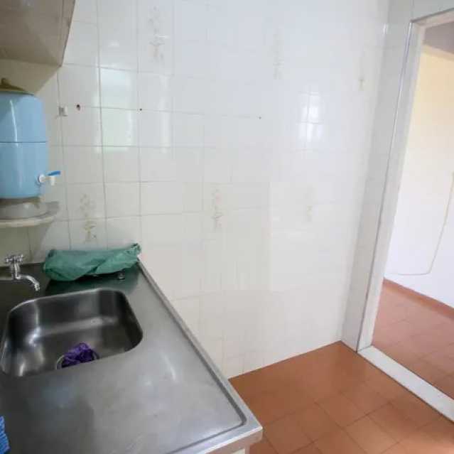 Apartamento à venda com 2 quartos, 50m² - Foto 25