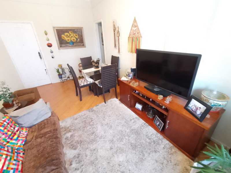 Apartamento à venda com 2 quartos, 80m² - Foto 4