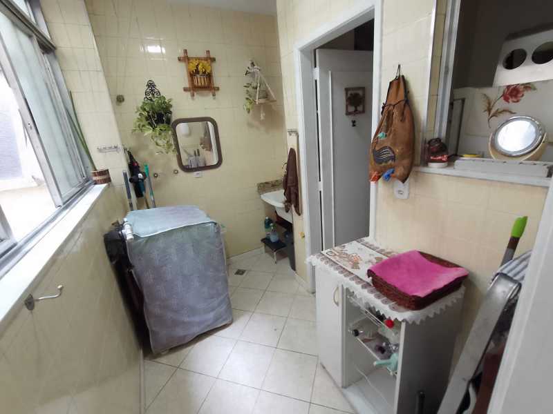 Apartamento à venda com 2 quartos, 80m² - Foto 12