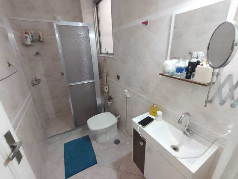 Apartamento à venda com 2 quartos, 80m² - Foto 17