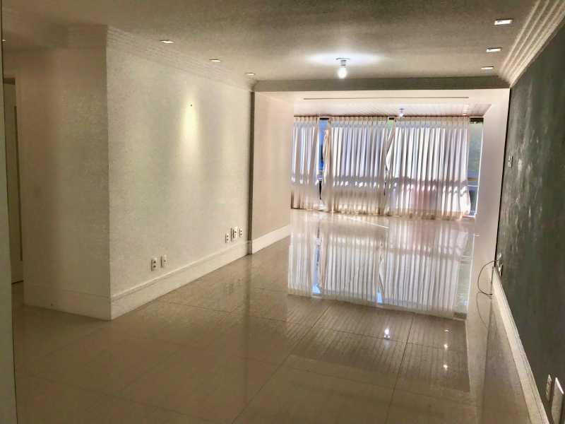 Apartamento à venda com 3 quartos, 120m² - Foto 6