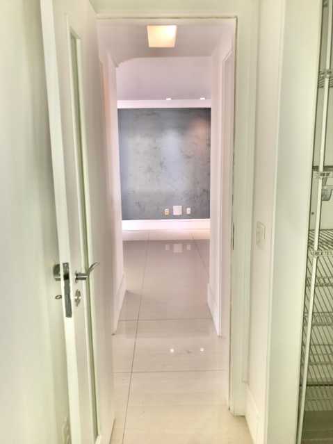 Apartamento à venda com 3 quartos, 120m² - Foto 16