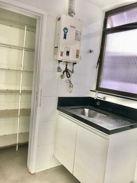 Apartamento à venda com 3 quartos, 120m² - Foto 25