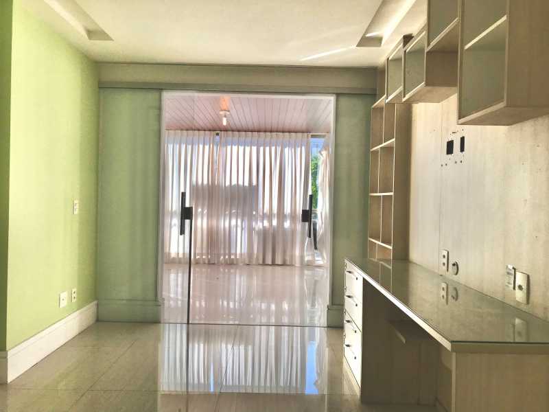 Apartamento à venda com 3 quartos, 120m² - Foto 14